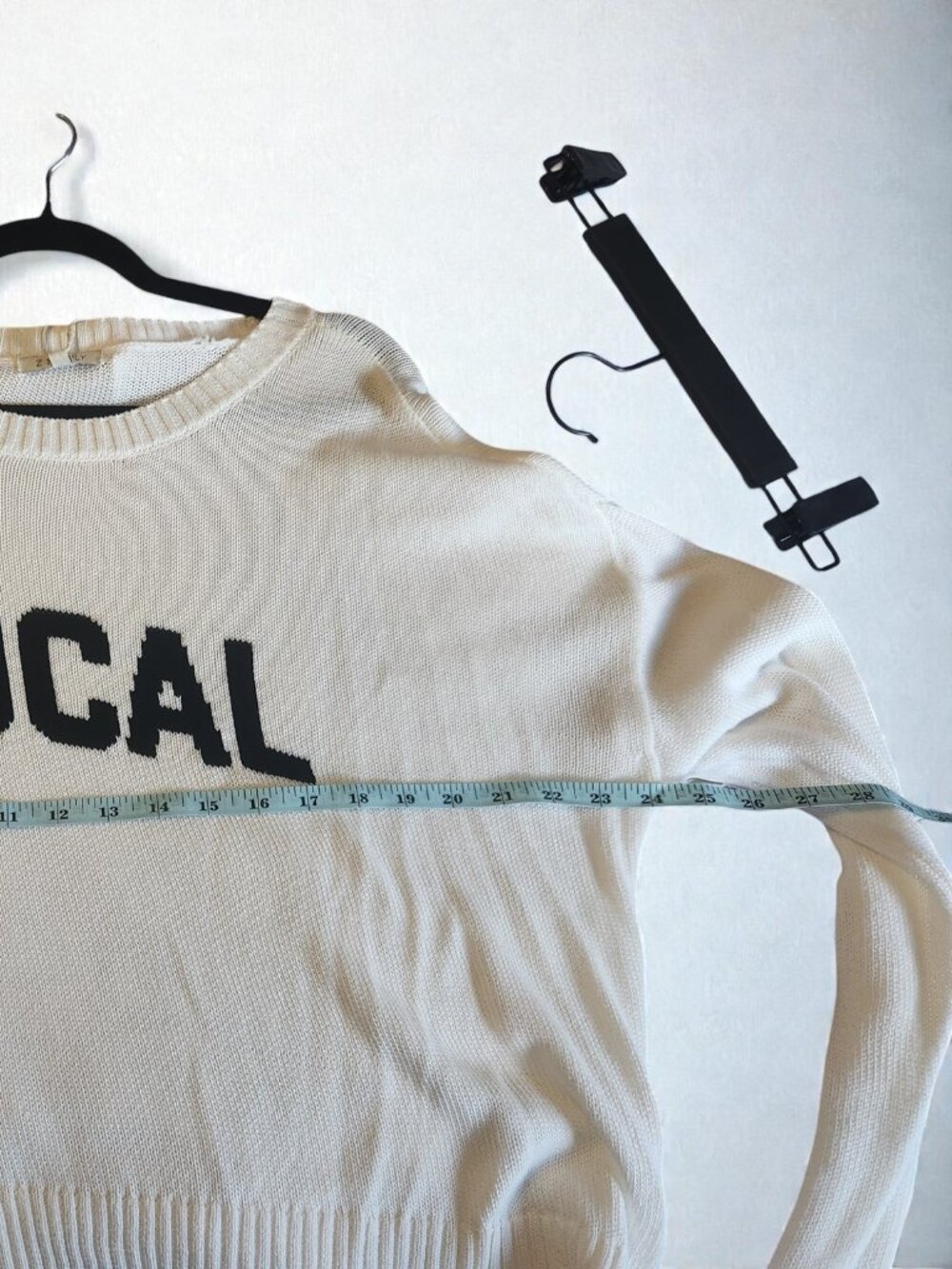 ✨ Z Supply LOCAL Sweater Large NWT Cream Lightweight Graphic ✨ - Picture 2 of 11